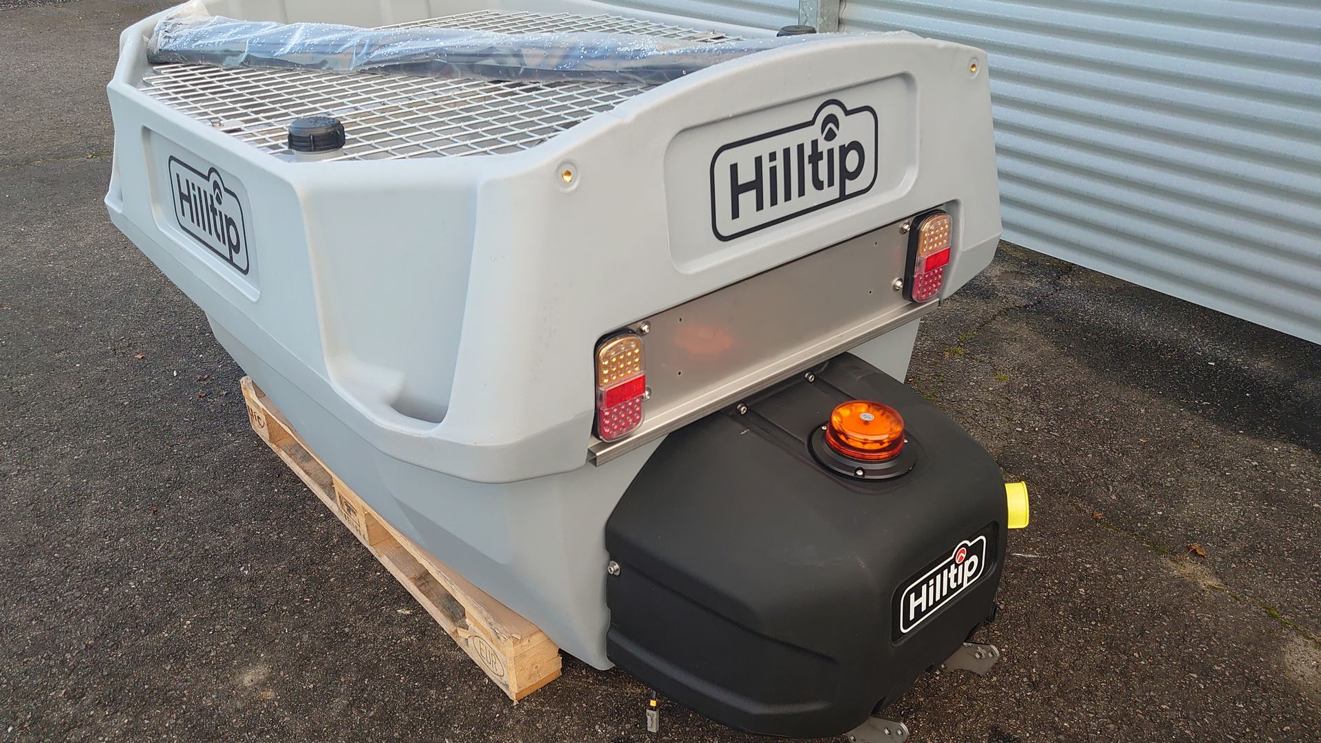 HillTip ICESTRIKER 550