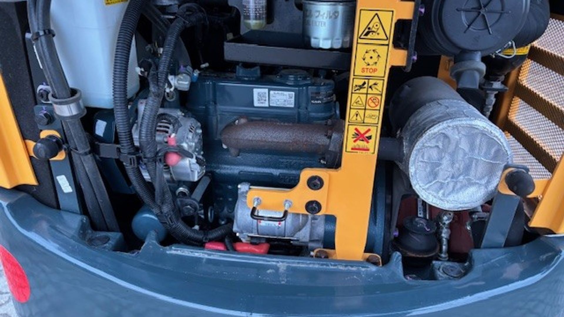 Hyundai R18-9AK - Image 3