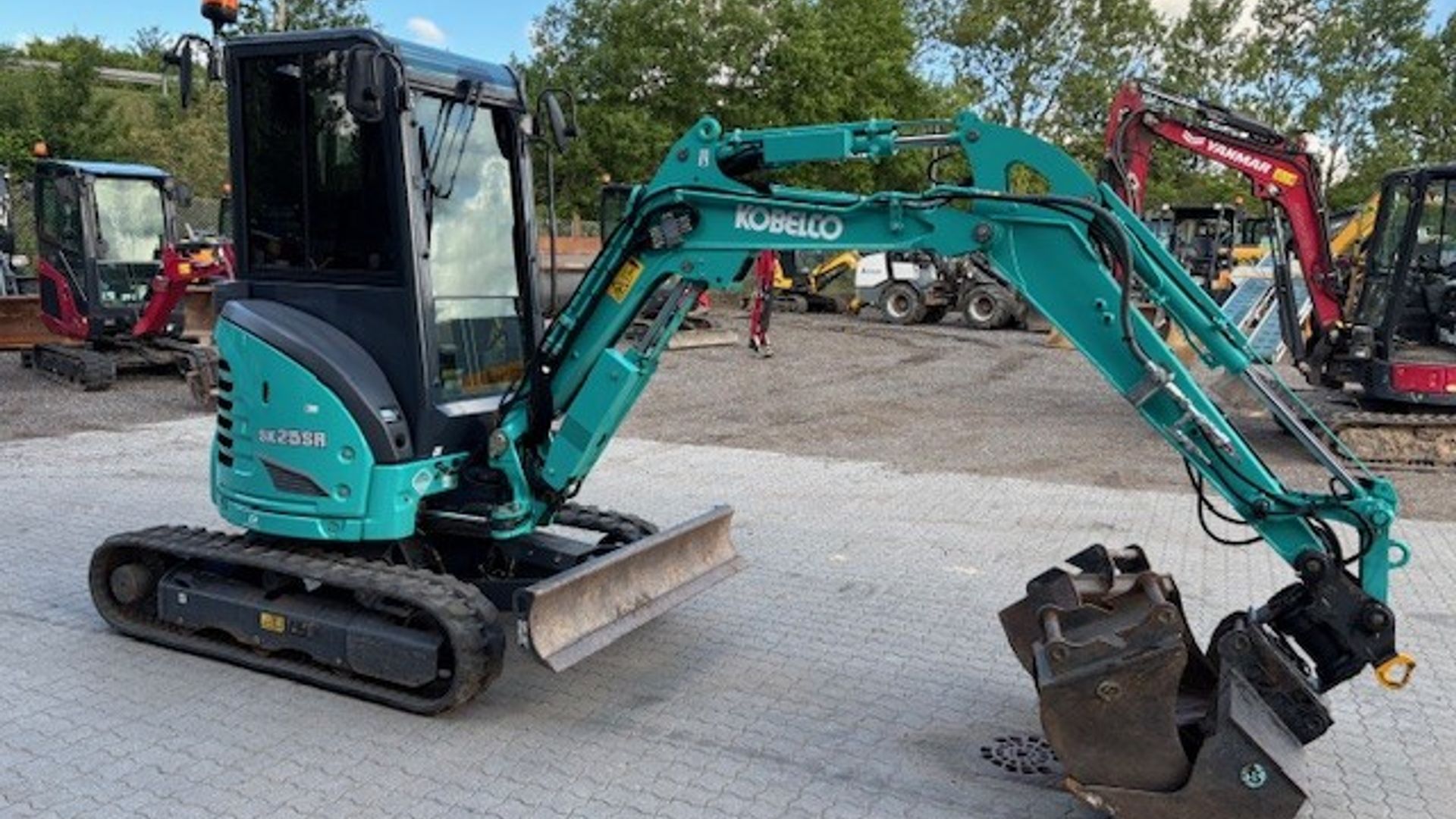 Kobelco sk 25