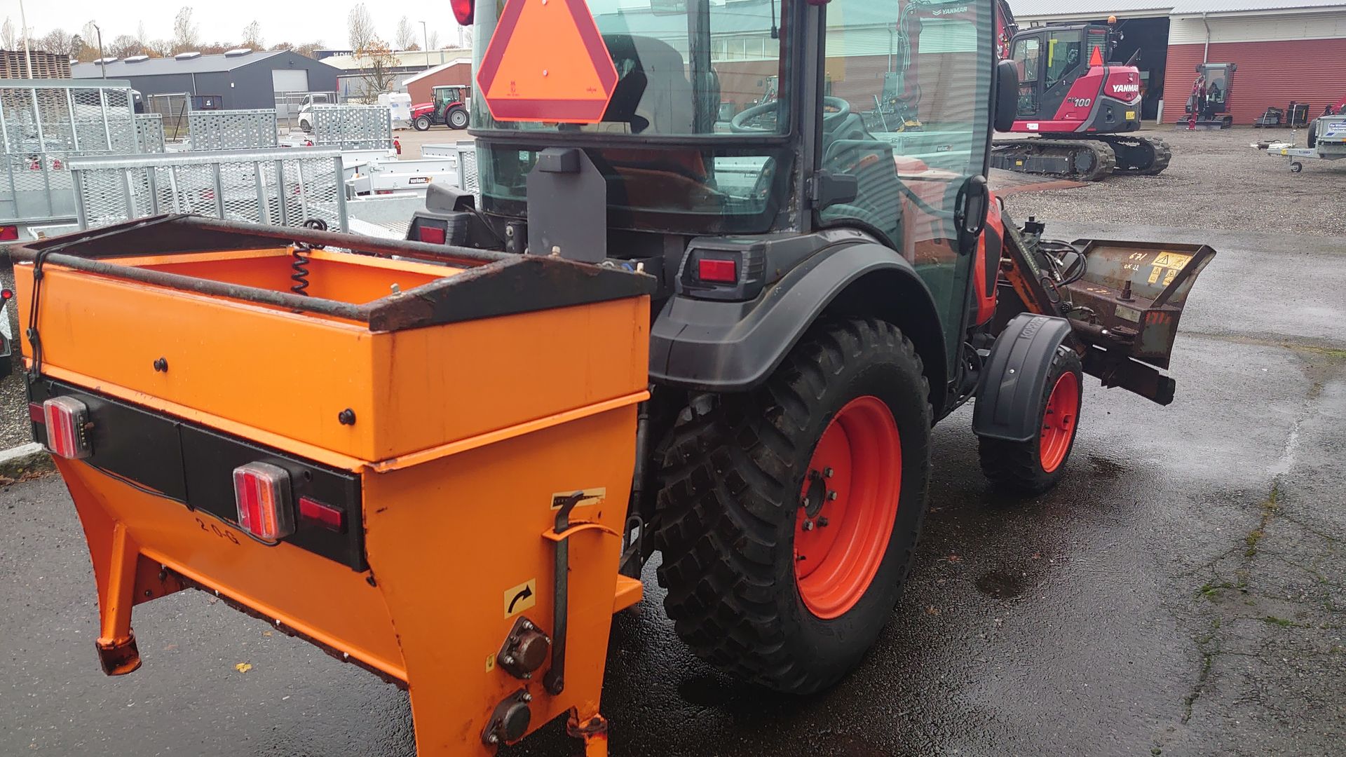 Kubota LX 401 - Image 5