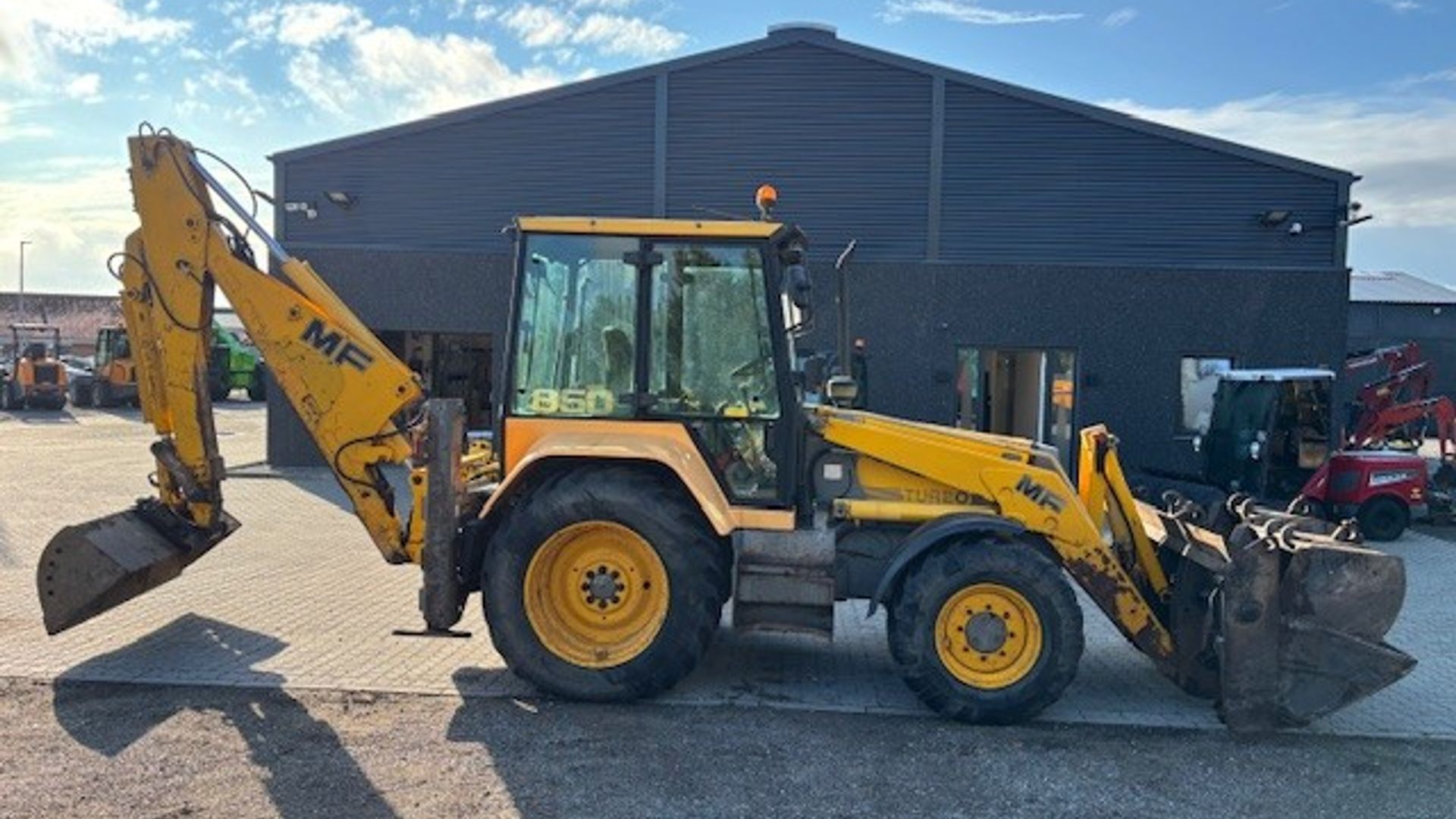 Massey Ferguson 860