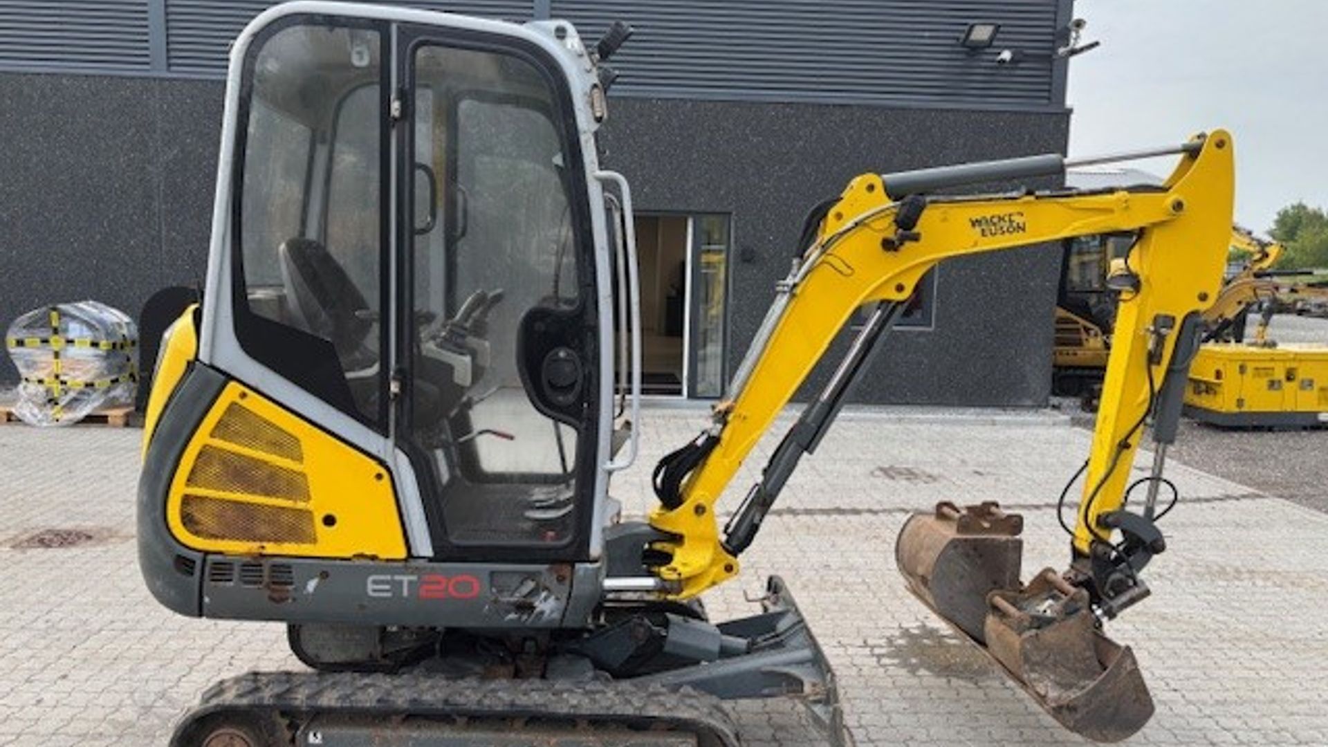Neuson ET20