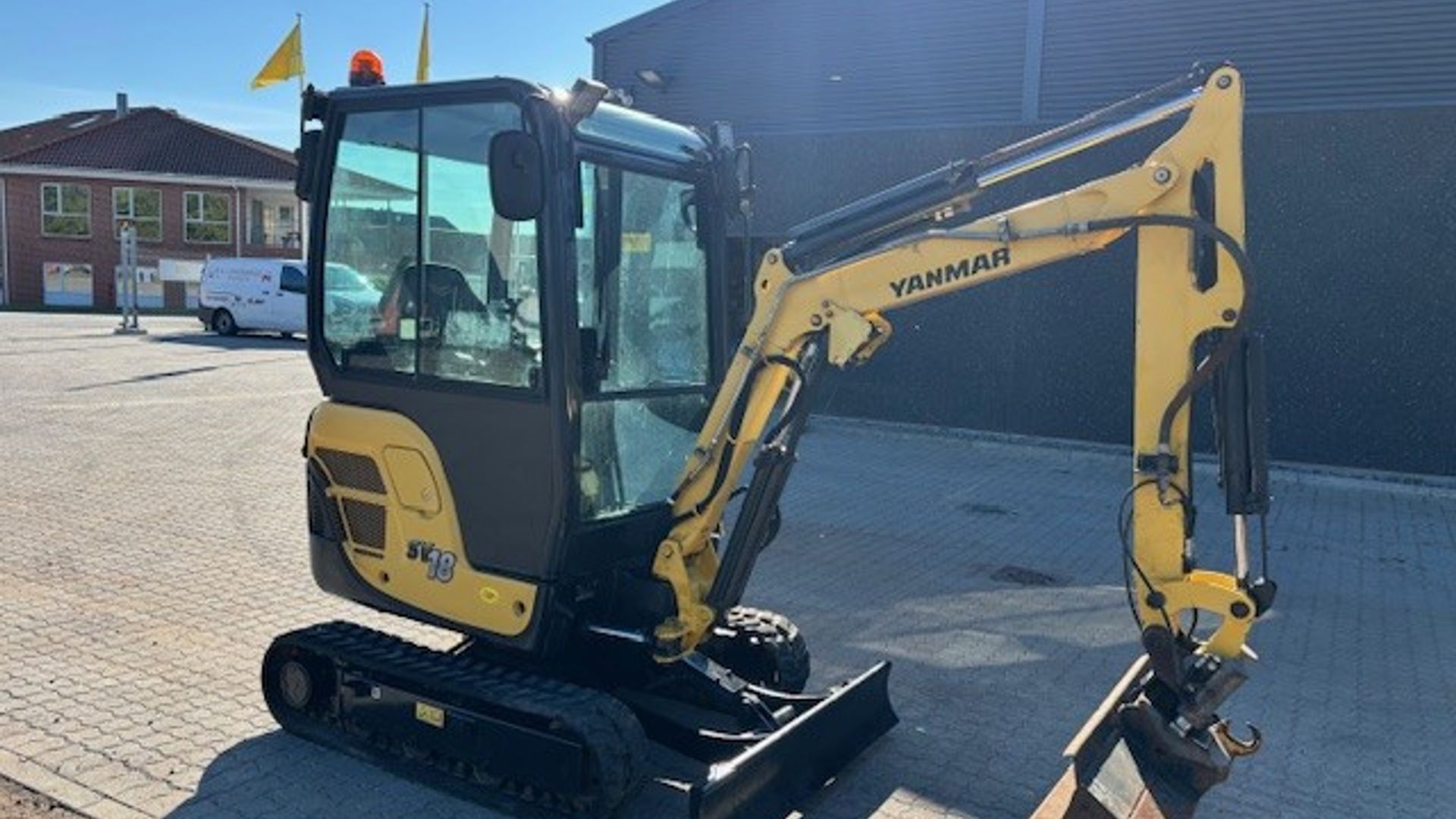 Yanmar SV 18