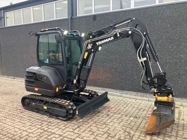 Yanmar SV26 engcon rotortilt moba maskinstyring