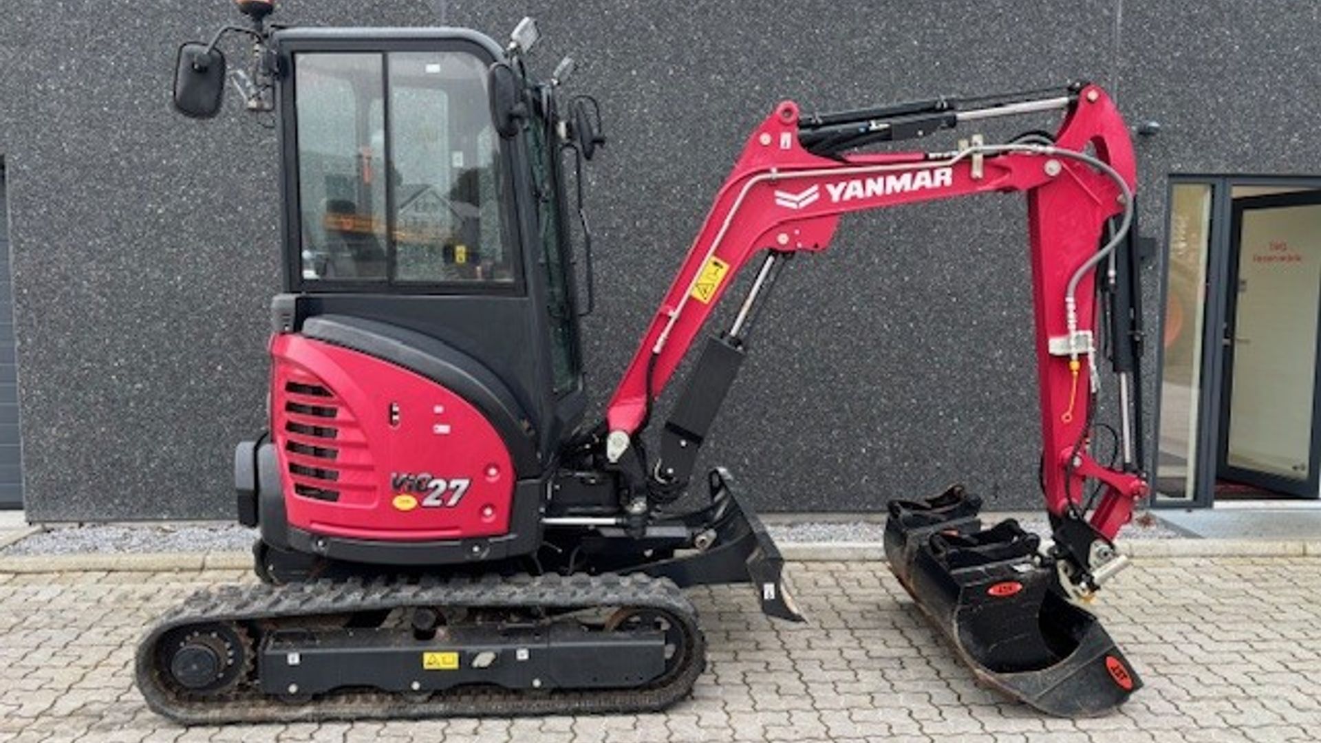 Yanmar Vio 27